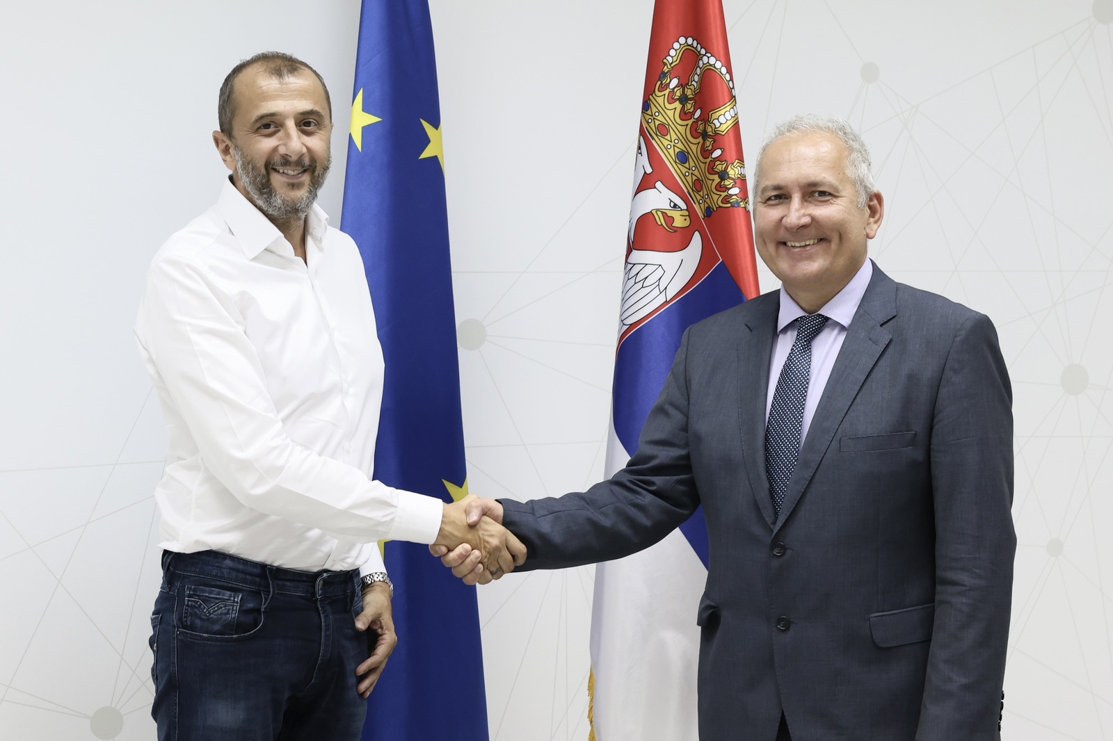 Нова примена сервиса Јединствене пријаве и електронског потписивања докумената на даљину 